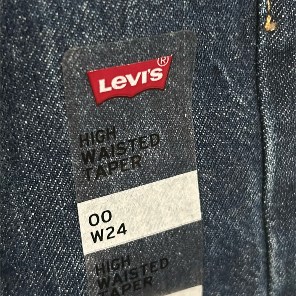 New Levi’s High Rise Paperbag Tapered Ankle Dark Wash Retro Style Denim Jeans
